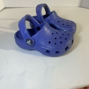 Crocs child size 6 great condition